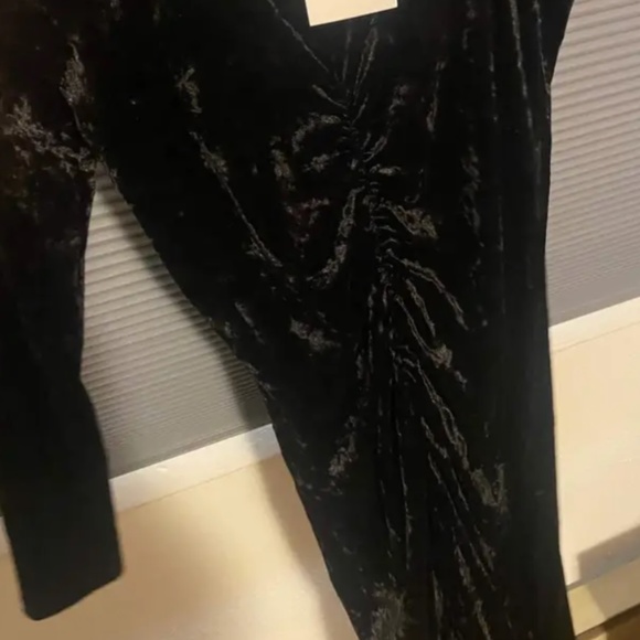 Allison Wonderland black velvet dress with ruching - Picture 1 of 2